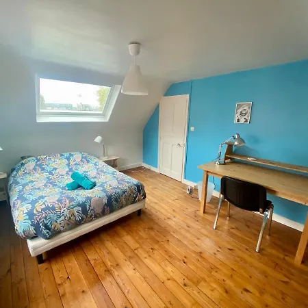 Agreable Maison De Sur Trois Etages * Руан